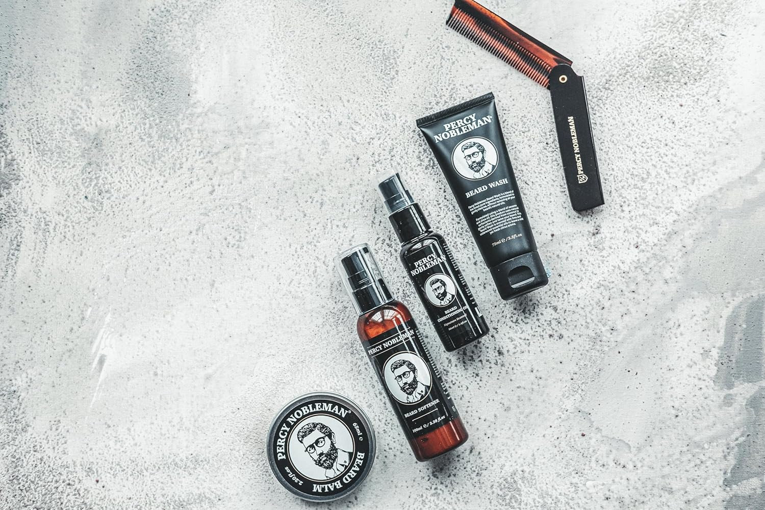 Percy Nobleman, Kit Complet De Soin Pour Barbe, Contenant Un Adoucissant Pour Barbe, Une Huile Parfumée Pour Barbe, Un Baume Pour Barbe, Un Shampoing Pour Barbe Et Un Peigne Pliable En Acétate