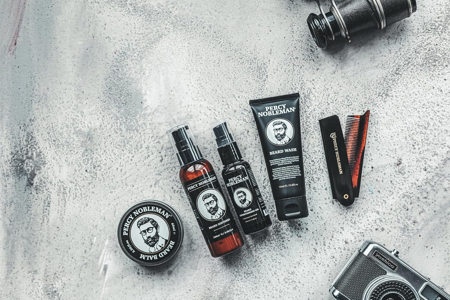 Percy Nobleman, Kit Complet De Soin Pour Barbe, Contenant Un Adoucissant Pour Barbe, Une Huile Parfumée Pour Barbe, Un Baume Pour Barbe, Un Shampoing Pour Barbe Et Un Peigne Pliable En Acétate